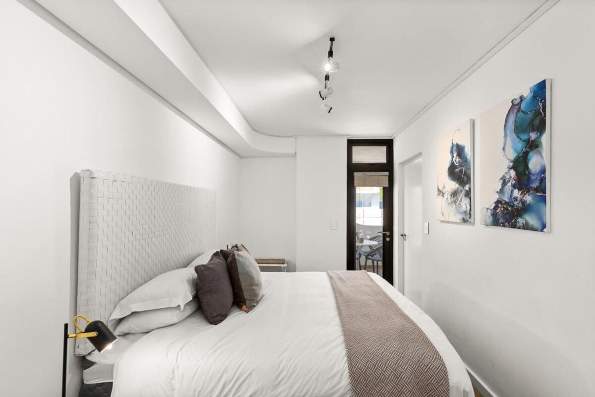 Luxurious With Stunning View Daire Cape Town Dış mekan fotoğraf